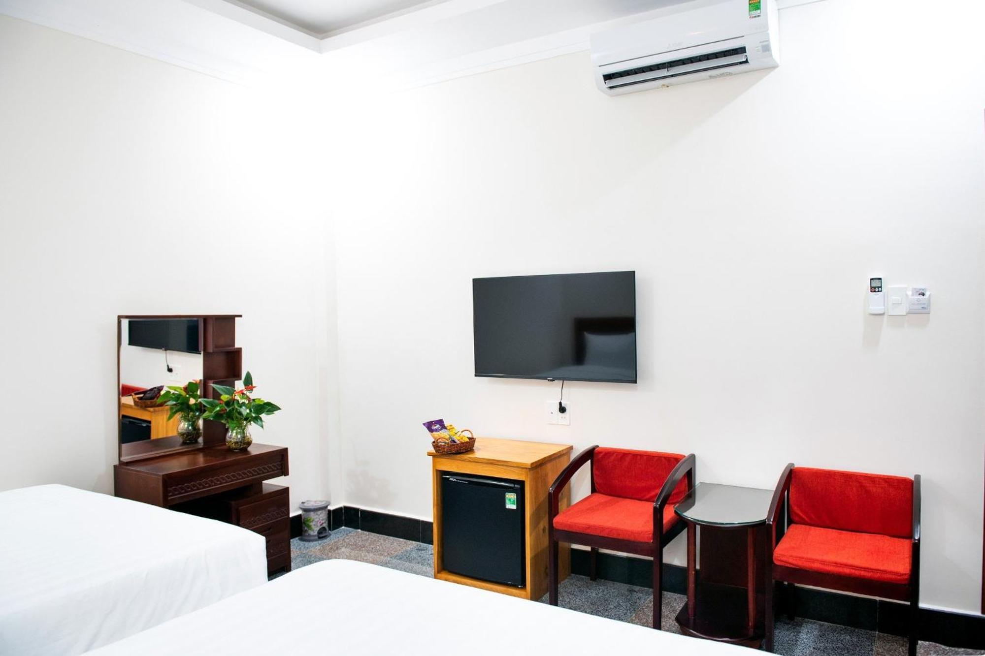 Minh Lam Hotel Pleiku Exterior foto
